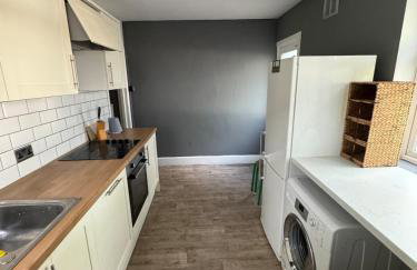 Canford Cliffs Apartment - Photo 13