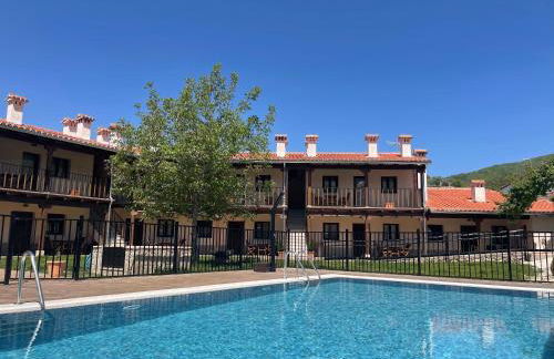 APARTAMENTOS DOÑA JIMENA DEL AMBROZ 4 Estrellas complejo único en el centro del pueblo - Foto 51