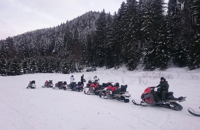 Passeio SnowMobiles em montanhas dos Cárpatos - Foto 7