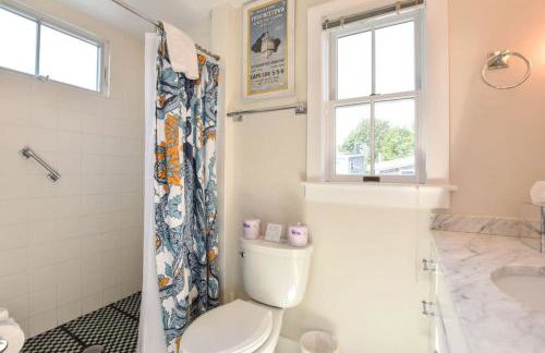 4 min Walk to Commercial Street and Beach - Foto 19