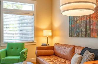 Quiet, Four bedrooms, 2 King Beds - Photo 7