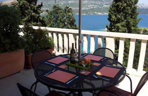 Villa Jade Apartments FRONT ROW SEA VIEW - WALK TO KORCULA OLD TOWN - Foto 8