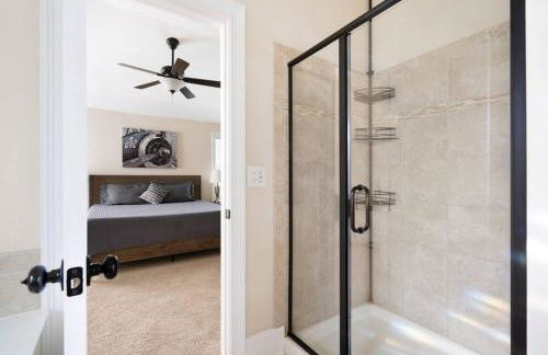 Spacious Family Getaway ~ Fire Pit~ Private Office - Foto 15