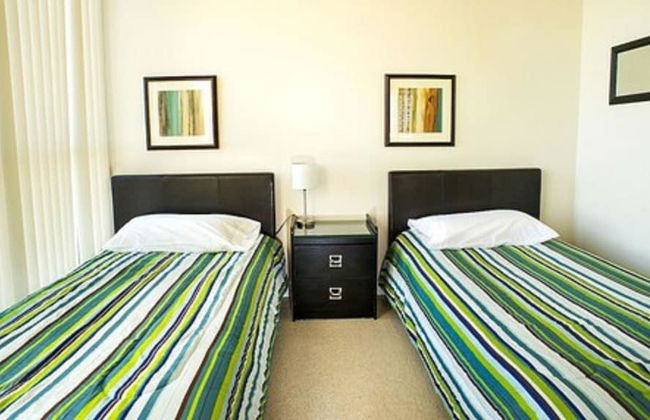 Pathway Suites - Photo 8