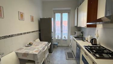 Giacomino Apartment Central Station - Foto 4, stove, dishwasher
