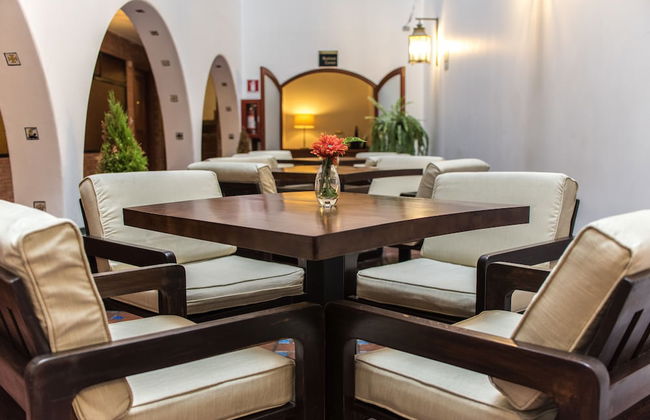 Apart Hotel El Doral - Photo 4