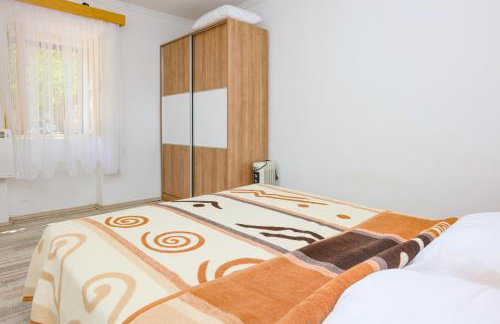 Apartments with parking space Konjevrate, Krka - 24487 - Foto 5