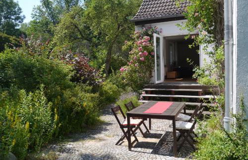 Sonniges Häuschen mit Garten - Foto 2