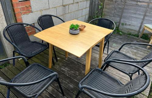 4 Bedroom Terrace house Near Town Center Wellingborough - Photo 28