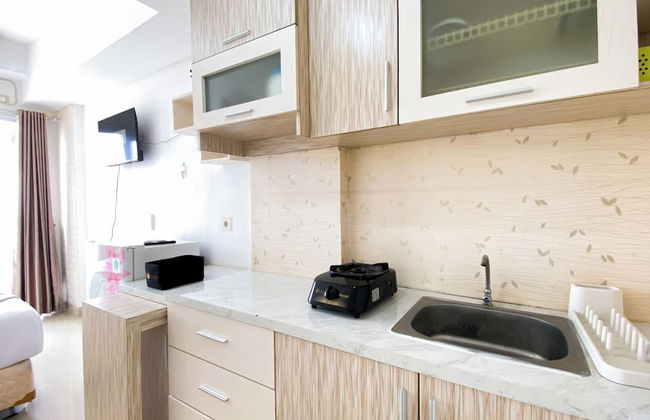 Homey And Cozy Living Studio At Poris 88 Apartment - Foto 8