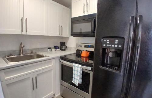 Starfish - Spacious By River 1.3 Mi to Beach 1 Bd 1 Bth Kit - Photo 14