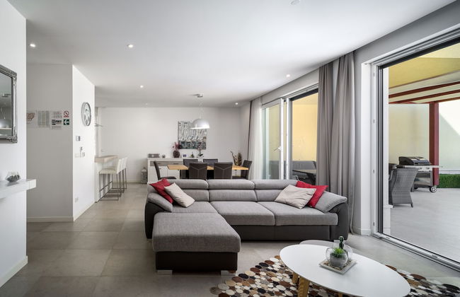 Acadia Beach Villas & Apartments, Slatine - Photo 45