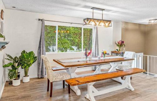 Hot Tub and Spacious Backyard Close to Lake! - Foto 6