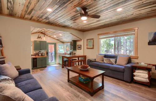 Beetlebark Bungalow- Inside Yosemite w/ hot tub EV charging cable - Foto 1