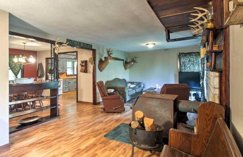 Vintage House with Fire Pit Less Than 6 Mi To Kentucky Lake! - Foto 4