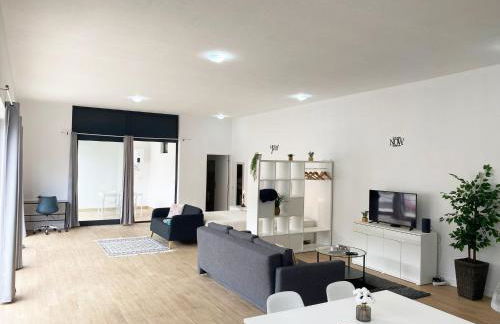 Machico flat center near beach w parking - Foto 6