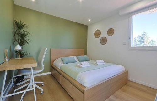 Vue mer sublime, terrasse ensoleillée et parking - Photo 5