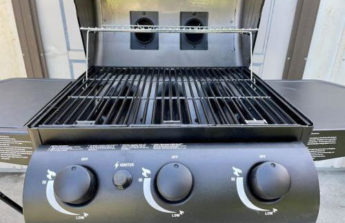 Walk To Disneyland, Watch Firework Front Yard, SPA - Foto 9