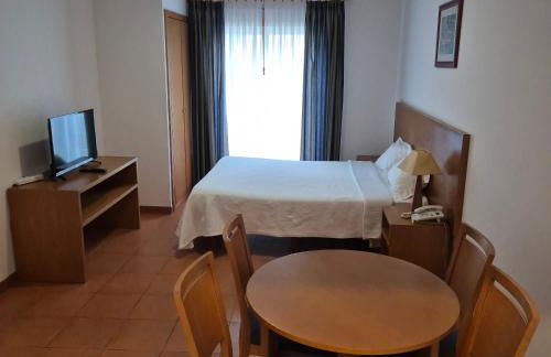 Apartamentos Turísticos Vila Praia - Foto 20