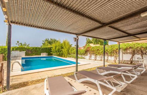 Gorgeous Home In Alhaurin De La Torre - Photo 8