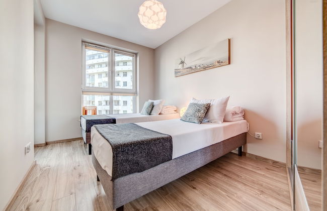 Rint - Centrum Kaczorowskiego - Foto 12