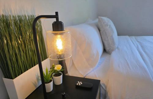 Mountains Views with Pool & Basketball, Relax & Play! - Foto 53