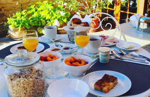 La Ferme de l'Embellie Gîtes et Chambres d'Hôtes - Foto 11