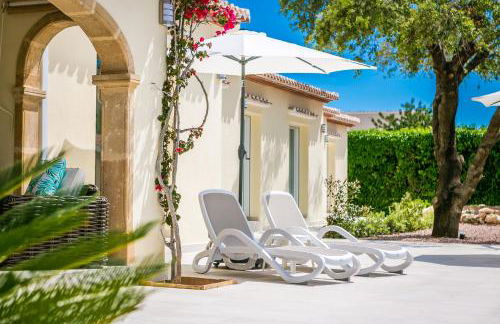 Casa Juana is a modern, luxury, exclusive, 6 bedroom villa. - Foto 70