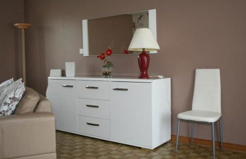 1 Bedroom House 20min walk to centre in Tournus - Foto 26