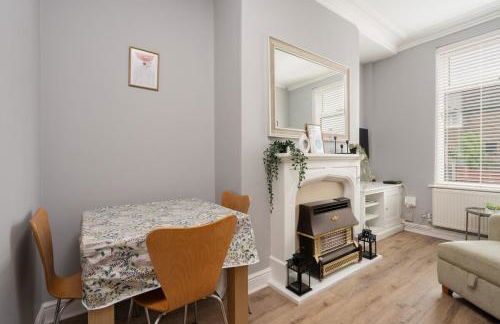 Three Bedroom House by Brookland Stays Serviced Accommodation Short Lets Manchester with Free WiFi - Foto 10