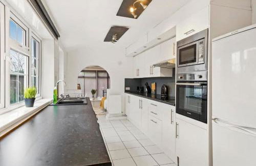 2-Bed Near Lincoln City Centre with Parking - Foto 3