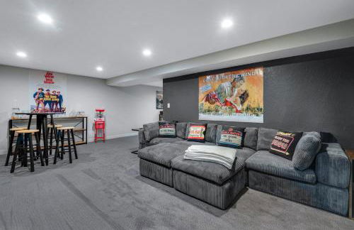 Mid Summer Night's Dream w Hot Tub Theater Game Room - Foto 25