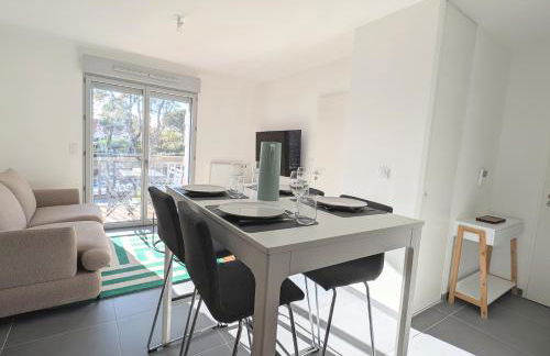 Appartement lumineux avec balcon & aperçu mer - Foto 16