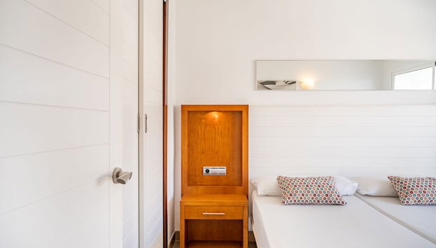 Apartamentos Cabau Altair - Foto 2, Habitación