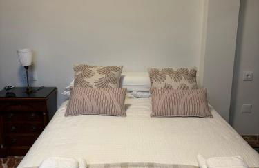 Triana, a tres minutos de parada de metro. - Foto 3