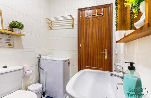 Coqueto apartamento céntrico con terraza y parking - Foto 22