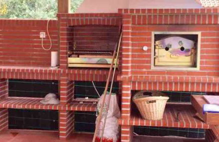 Cottage with Pool,Gourmet BBQ,Wood Oven&Games Barn - Foto 27