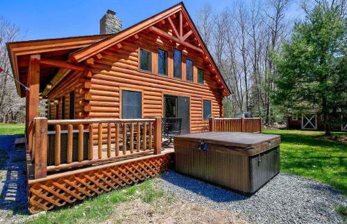 Cozy Log Cabin with Hot Tub 10 Min to Hunter Mtn - Foto 1