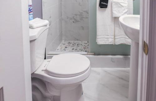 Chic Studio Retreat - Close to DC & Top Attractions - Foto 7