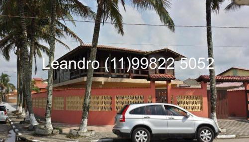 Casa Beira-Mar em Mongaguá - 4 Quartos - Vista Inesquecível para o Mar - Wi-Fi - Estacionamento 4 carros - Foto 3