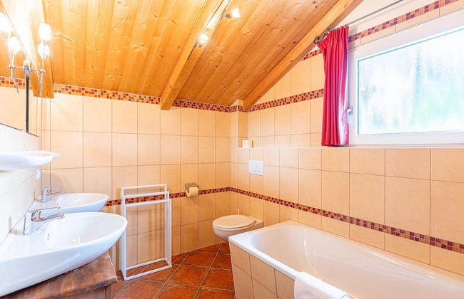 Chalet in Dachstein West With Shared Pool - Foto 23