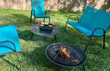 City Oasis Near NRG Stadium, Med Center & Downtown! - Photo 30