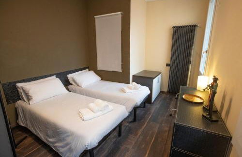 La Casa di Hank - il Centro Storico e l Autodromo - Foto 12