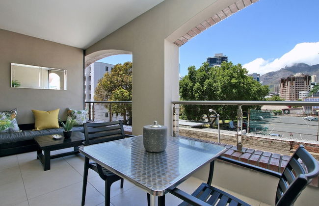 ITC Hospitality Group One Bedrooms Rockwell Building - Photo 10