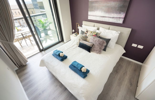 Luxury 2R Best location Amazing terrace - Photo 8