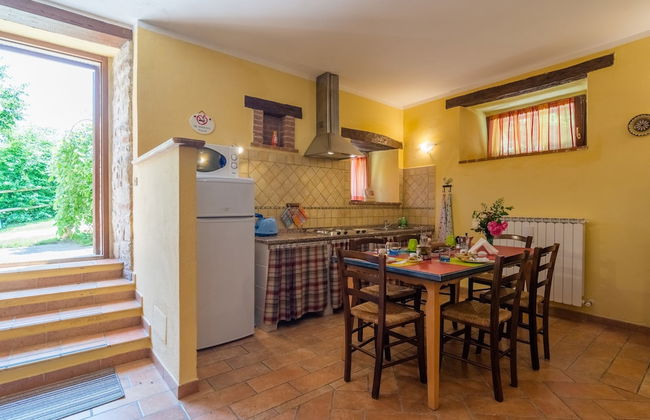 Holiday Home in Umbria Near Perugia - Photo 10