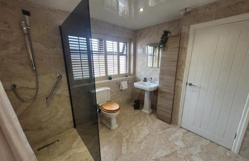 Luke Stays - Parsons Gardens - Foto 21