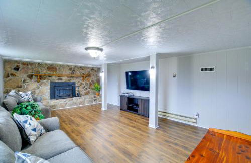 Bluefield Home with Covered Deck - Near Parks! - Foto 20