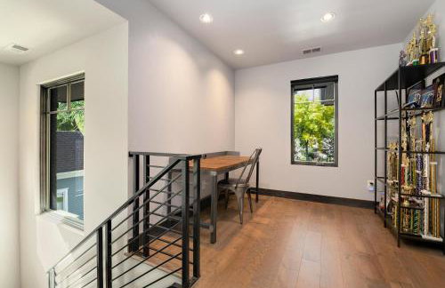 Relaxing in Paradise with Private Rooftop Deck! - Foto 35