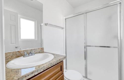 Woodland Hills 2BR w Pool Gym nr Warner Center LAX-699 - Foto 11